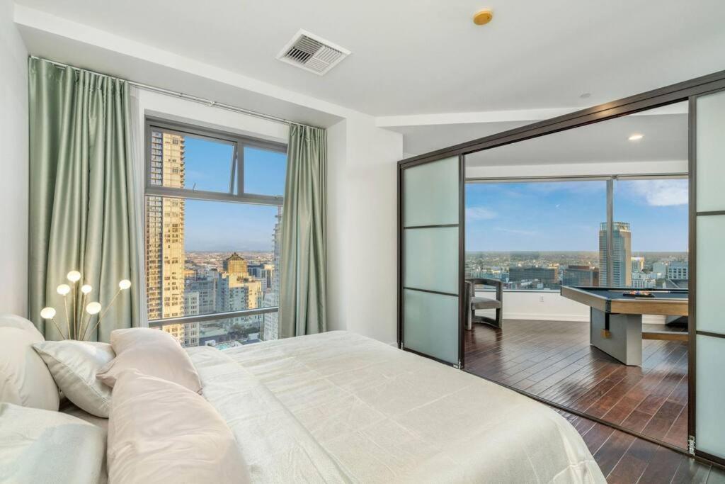 Downtown La With The Breathtaking View 2 Bedrooms And Parking Space